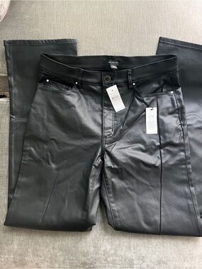 NWT Ann Taylor Black Coated "The Straight" Mid Rise Pants - Size 6